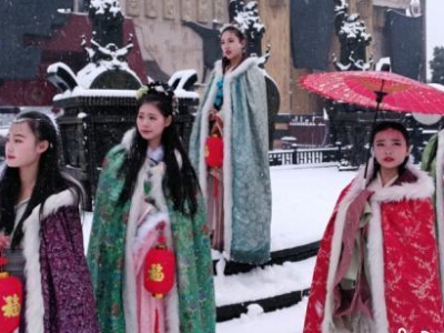 ���b��Ůѩ���洩Խ����ѩ������ѩ�ˡ�