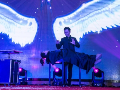 �Ϻ��׽�2018����x��(hu��)