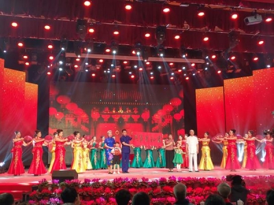 �����׌����괺��(ji��)(li��n)�g���(hu��)�����ݳɹ��e��