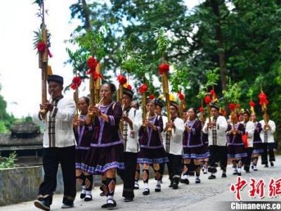 �V������:��կ���ټ��硱 ����������