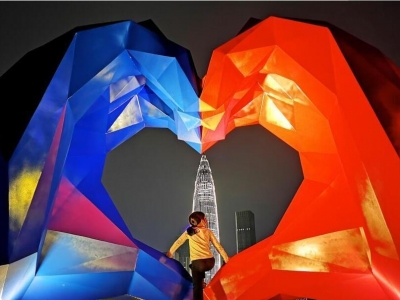 ���ڣ�������ҹɫ��